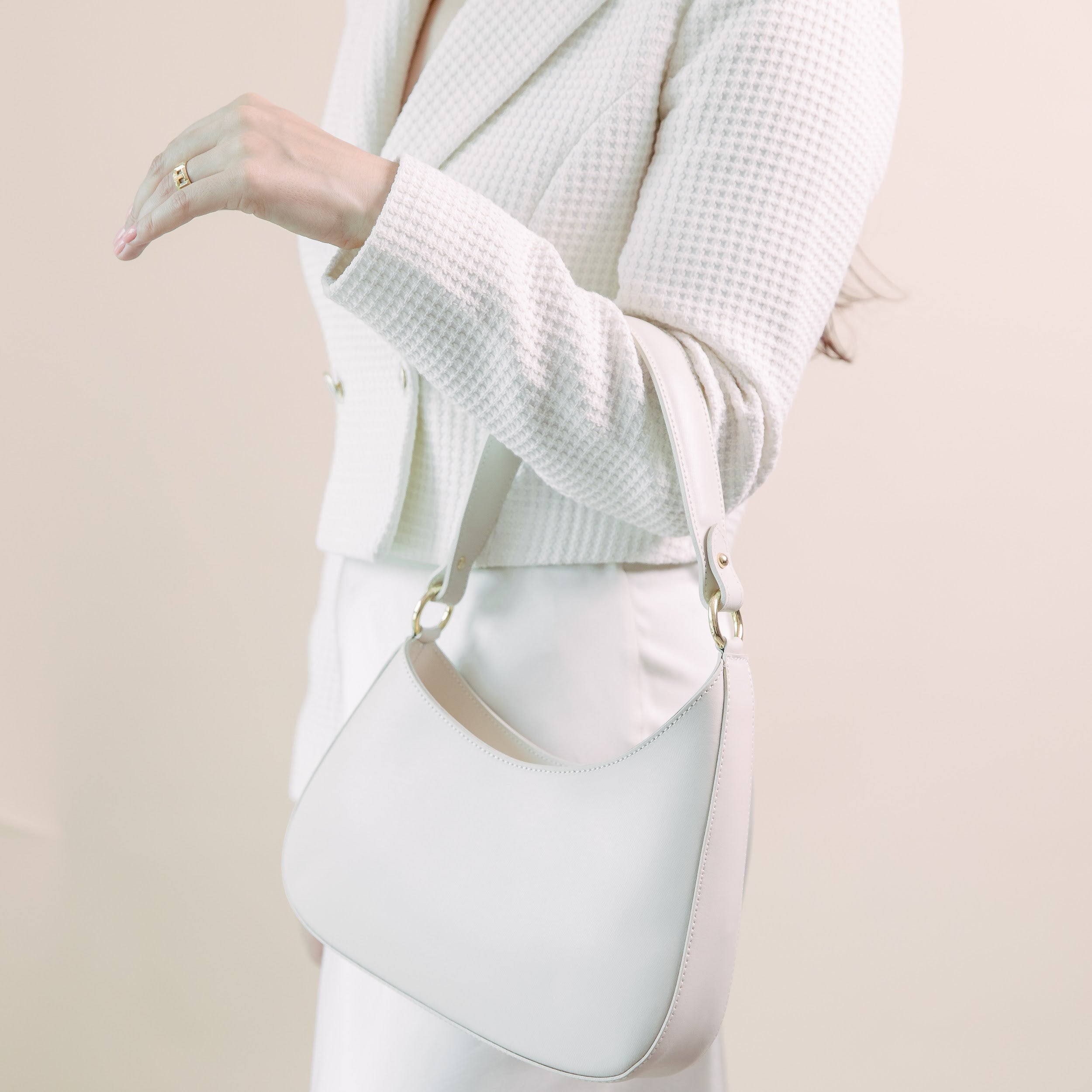 SHOULDERS BAGS